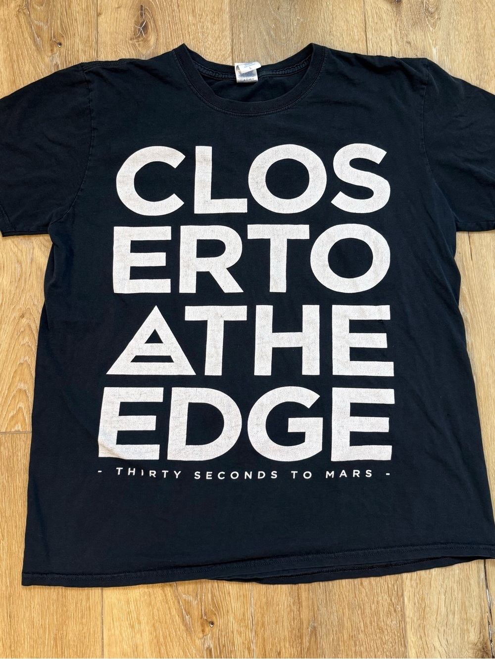 Thirty Seconds to Mars Closer to the Edge Band Tee Black Gildan Softstyle L